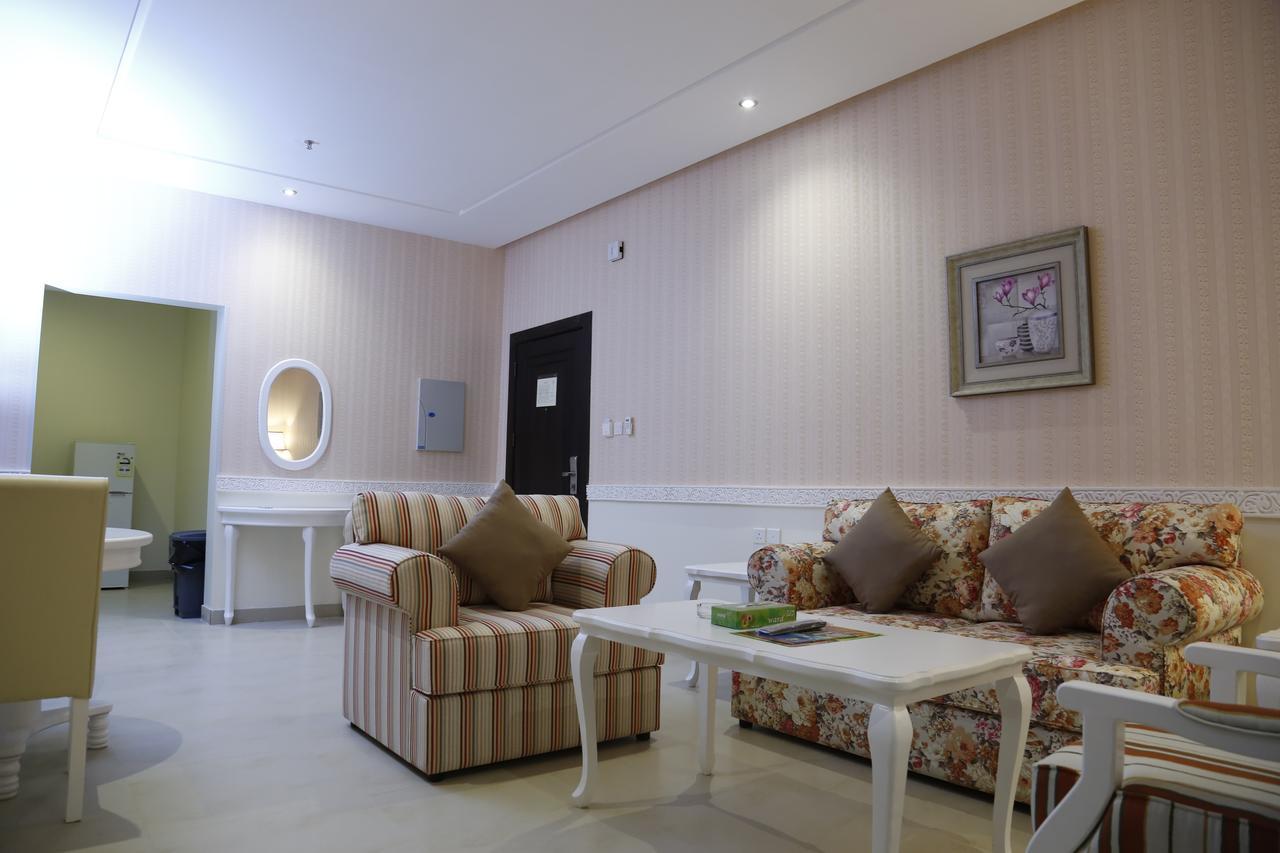 Flora Hotel Suite 2 فلورا2 للشقق المخدومة Эр-Рияд Экстерьер фото