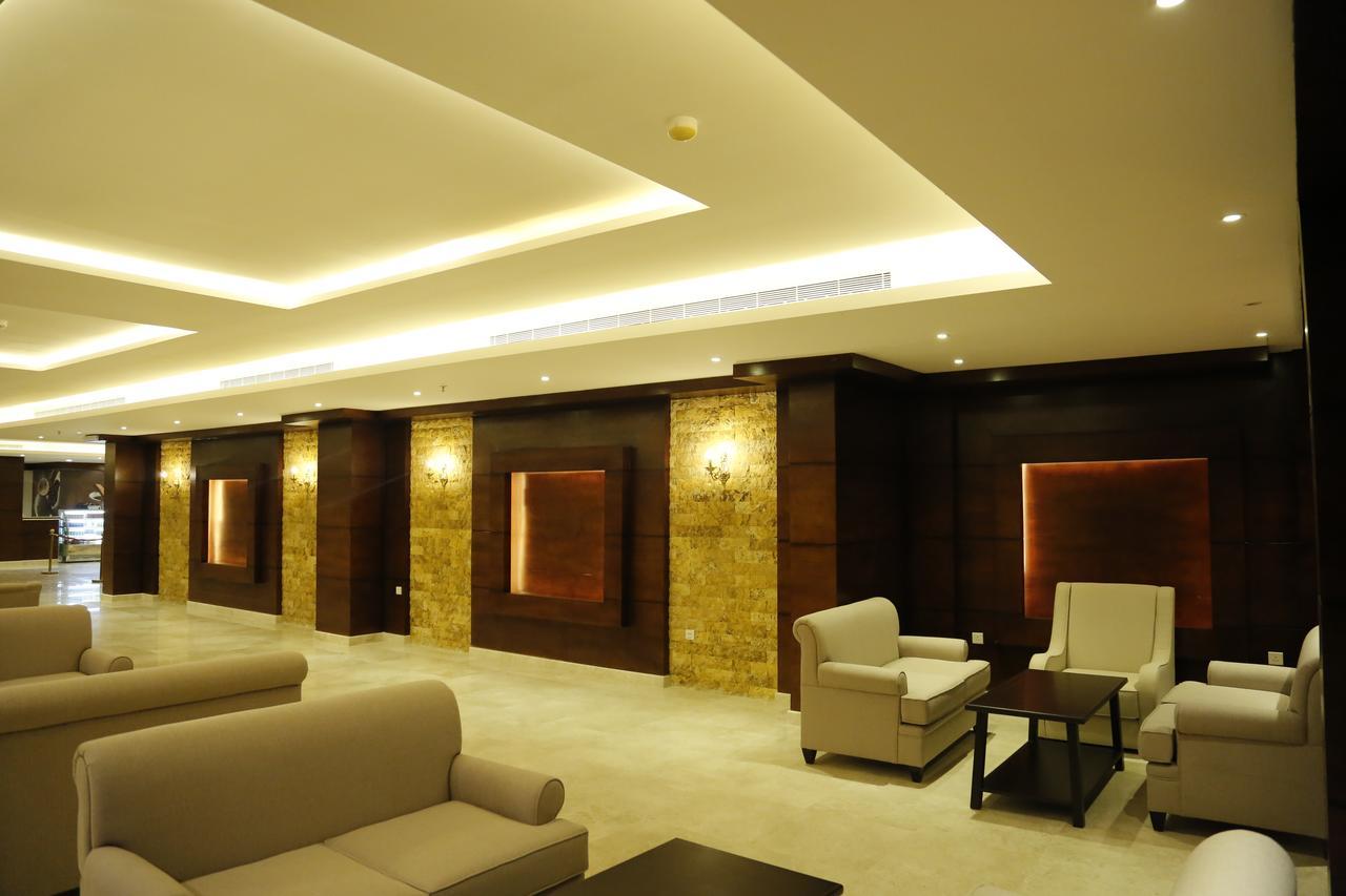 Flora Hotel Suite 2 فلورا2 للشقق المخدومة Эр-Рияд Экстерьер фото